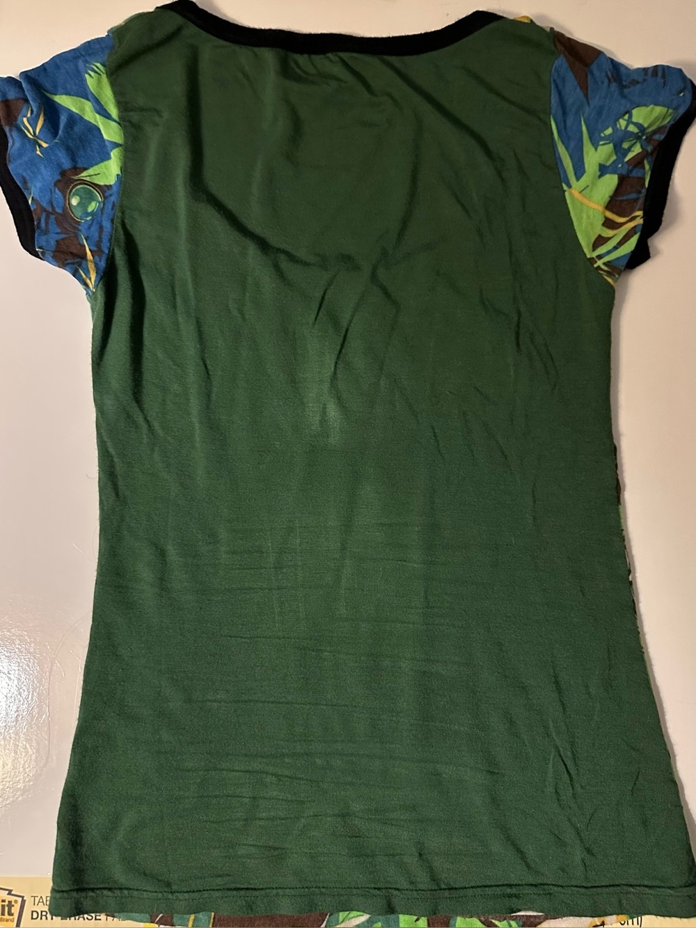 Y2K Baby Tee Animated Closet NYC Cap Sleeves S Long Scoop Neck Tropical print - Picture 3 of 3